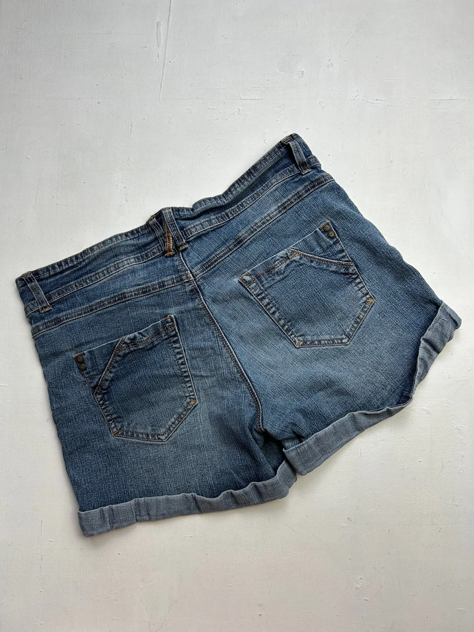 Blue denim low rise mini short (M)