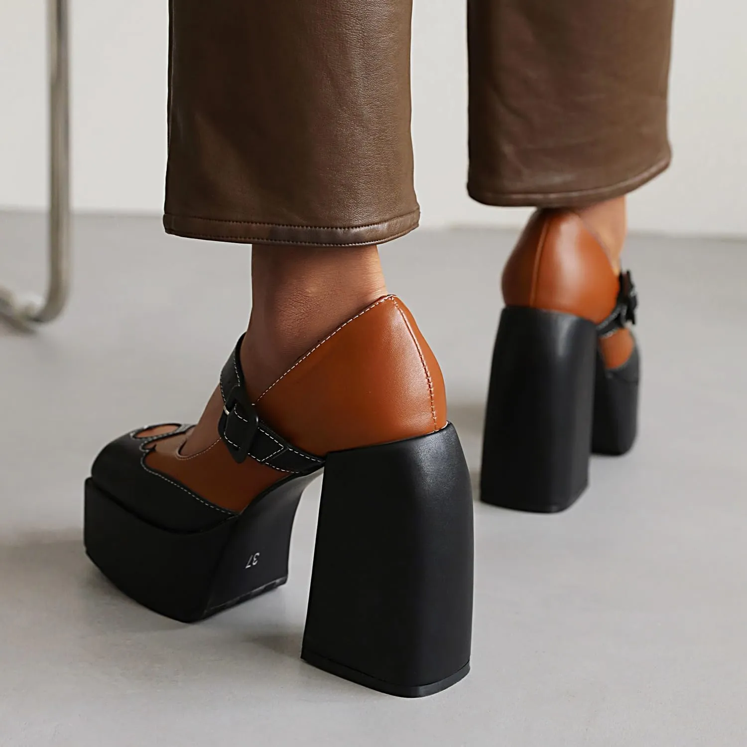 Women's Closed Toe Block Chunky Platform High Heel Dress Pumps Shoes